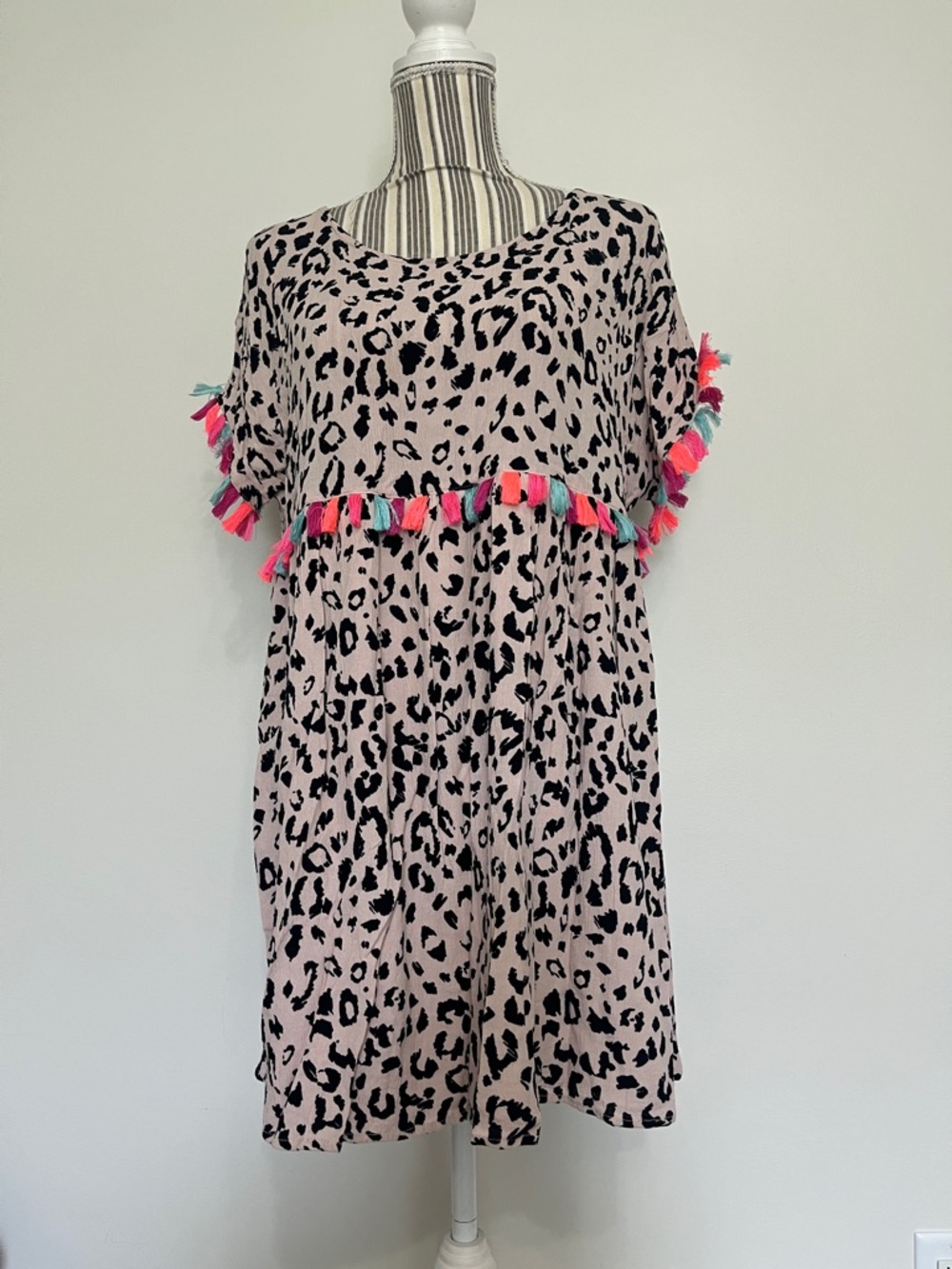 ANDREE BY UNIT Pink Leopard Tassel-Trim Mini Dress